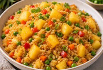 Pineapple Fried Rice (Vegetarian)